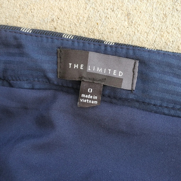 THE LIMITED | FRONT ZIP STRIPED CASUAL MINI SHORT SKIRT WOMEN'S SIZE 0 - Picture 2 of 12